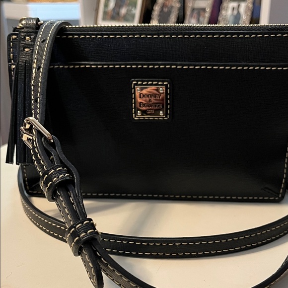 Dooney & Bourke Black Crossbody Bag - Picture 1 of 11